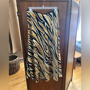 NWOT Mango Stylish Zebra Print Skirt. S/M